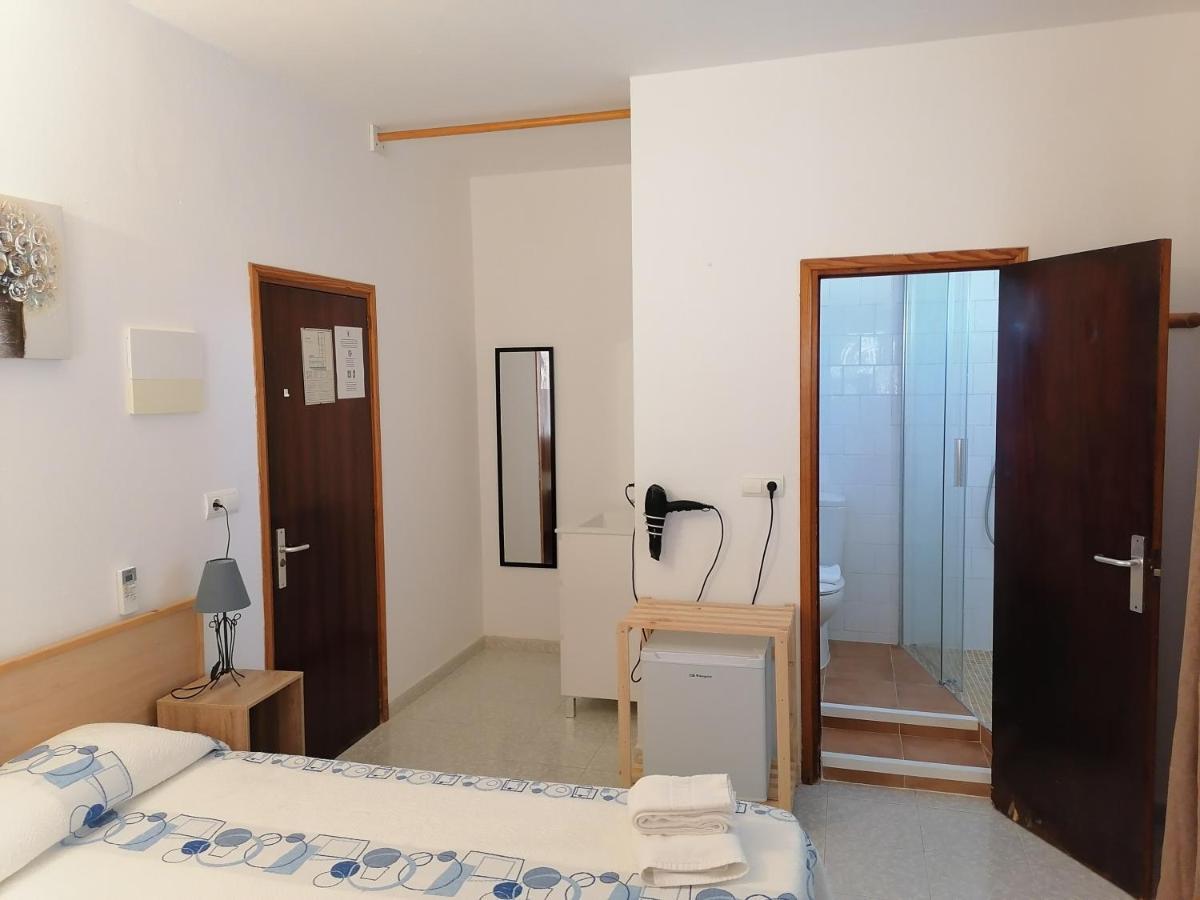 Hostal Pepe Сан-Ферран-де-сес-Рокес Екстер'єр фото