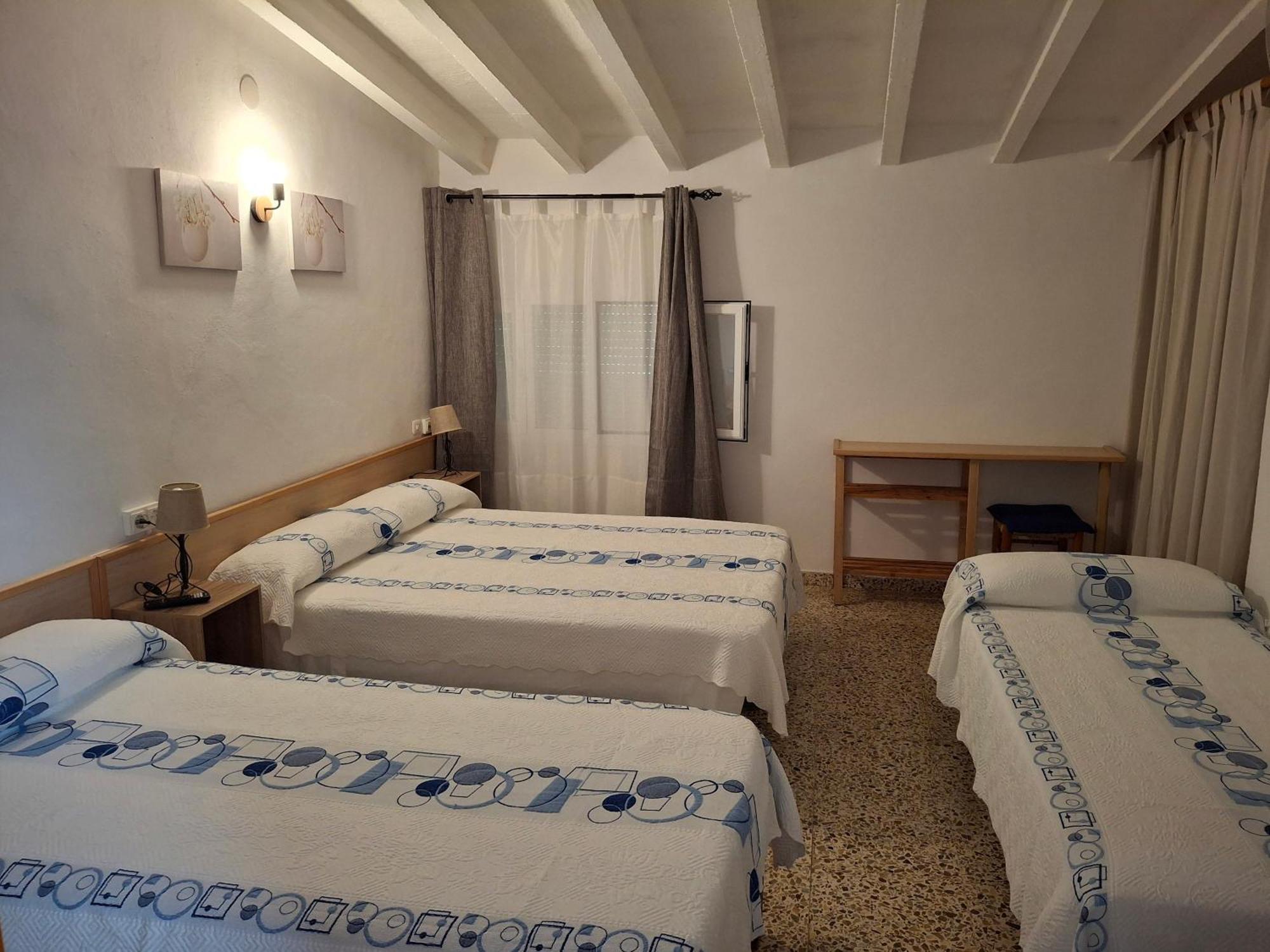 Hostal Pepe Сан-Ферран-де-сес-Рокес Екстер'єр фото