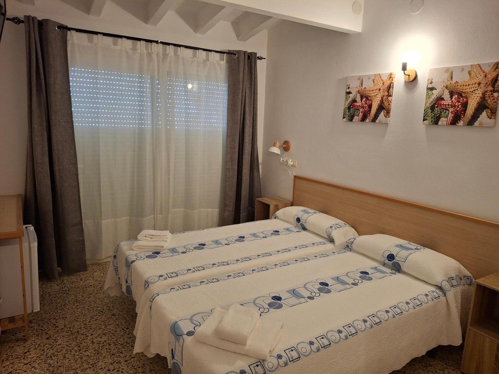 Hostal Pepe Сан-Ферран-де-сес-Рокес Екстер'єр фото